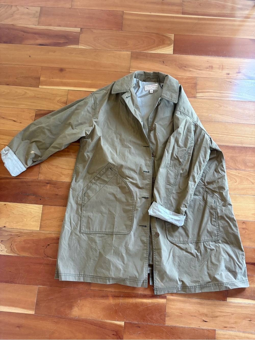 Filson Women's Ranger Raincoat - Dark Beige